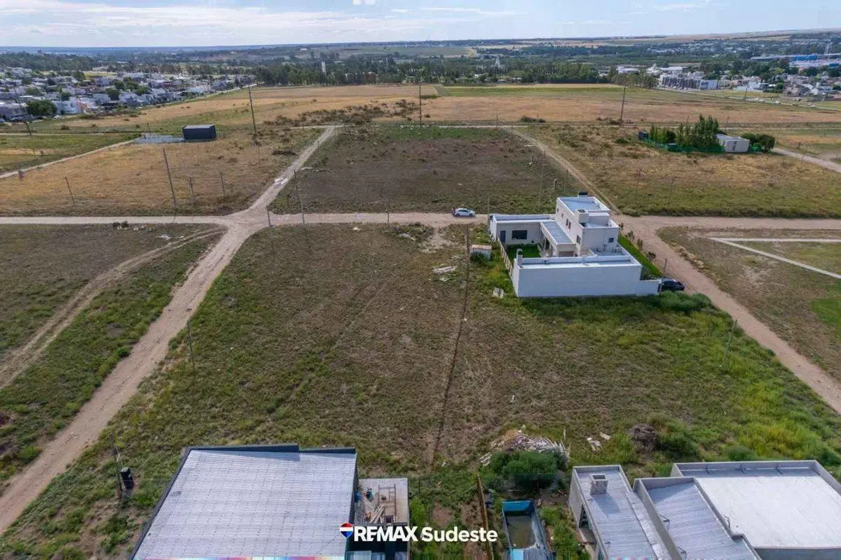 VENTA LOTE BIFAMILIAR ESQUINA PALOS VERDES 3