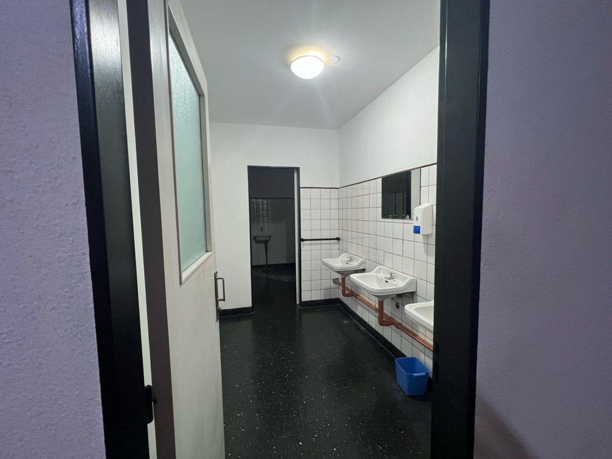 Foto de VENTA OFICINA PLENO CENTRO, imagen 3