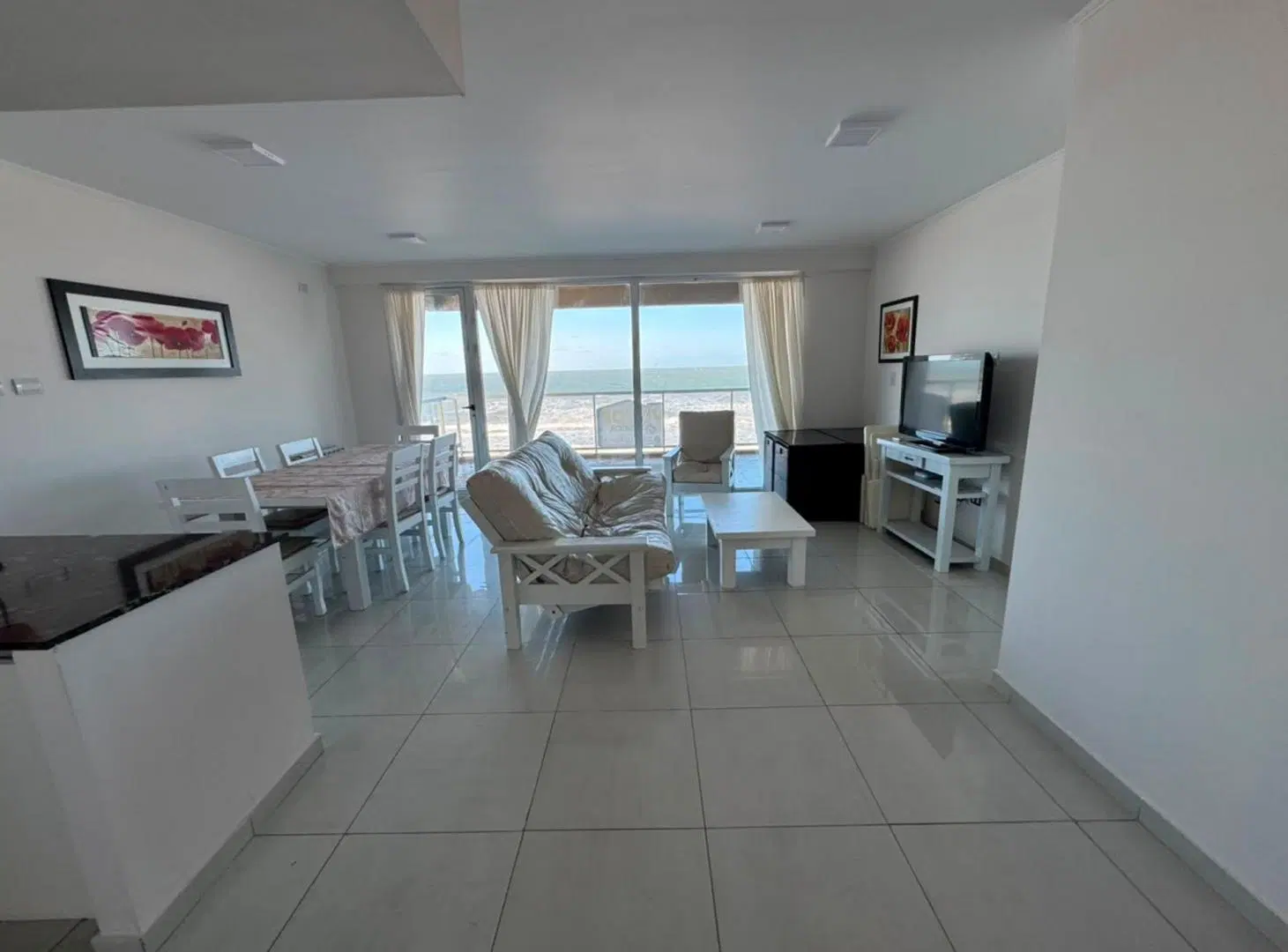 VENTA SEMIPISO FRENTE AL MAR C/COCHERA Y FINANCIAC 1