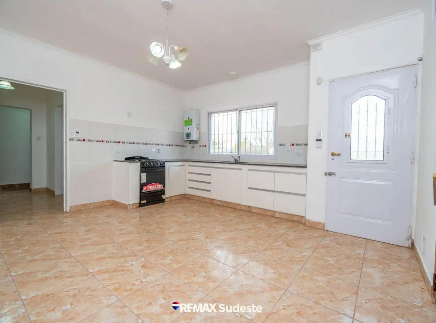 VENTA CASA DOS DORMITORIOS PATIO LOS HORNEROS 8