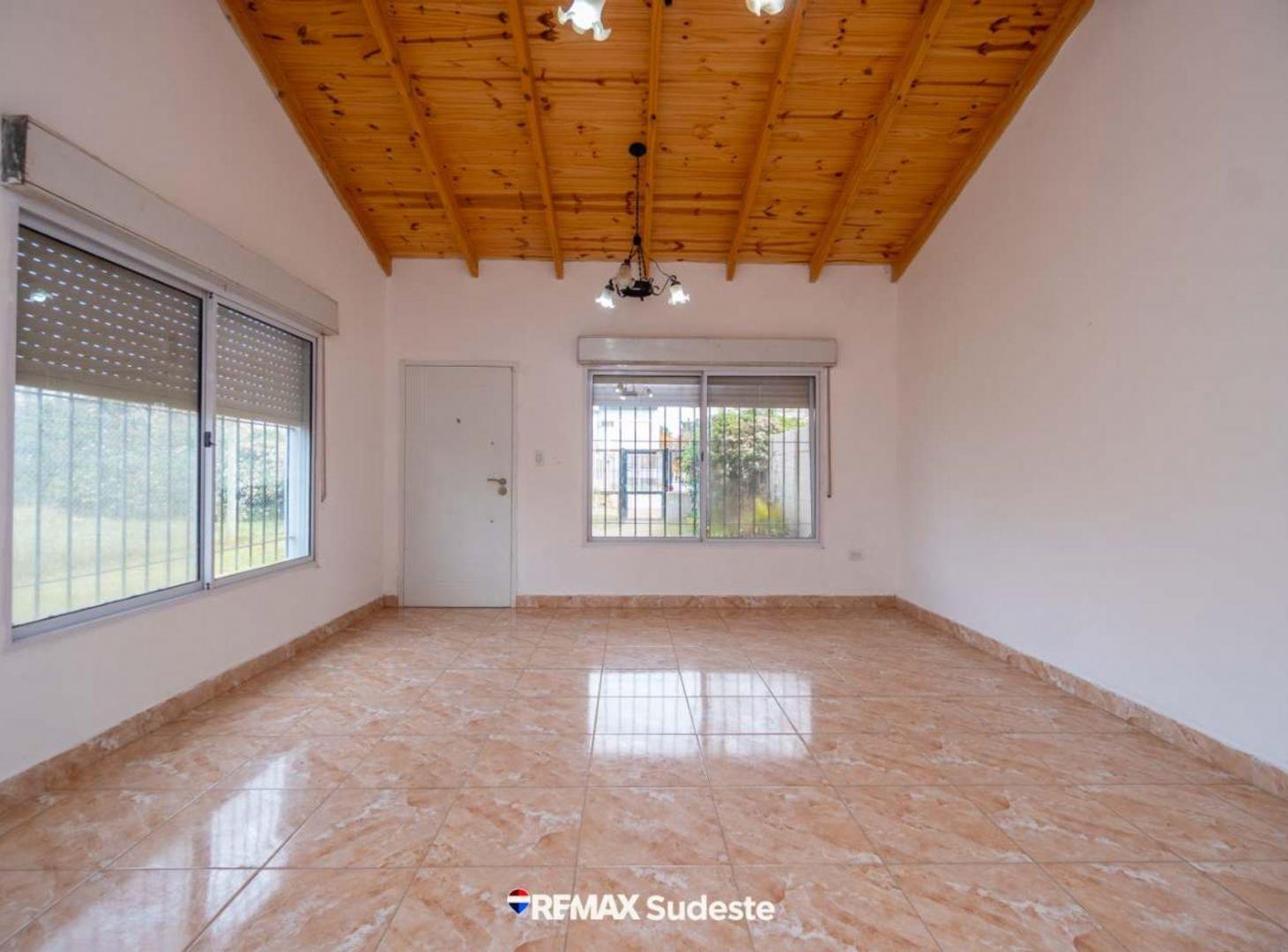Foto de VENTA CASA DOS DORMITORIOS PATIO LOS HORNEROS, imagen 1