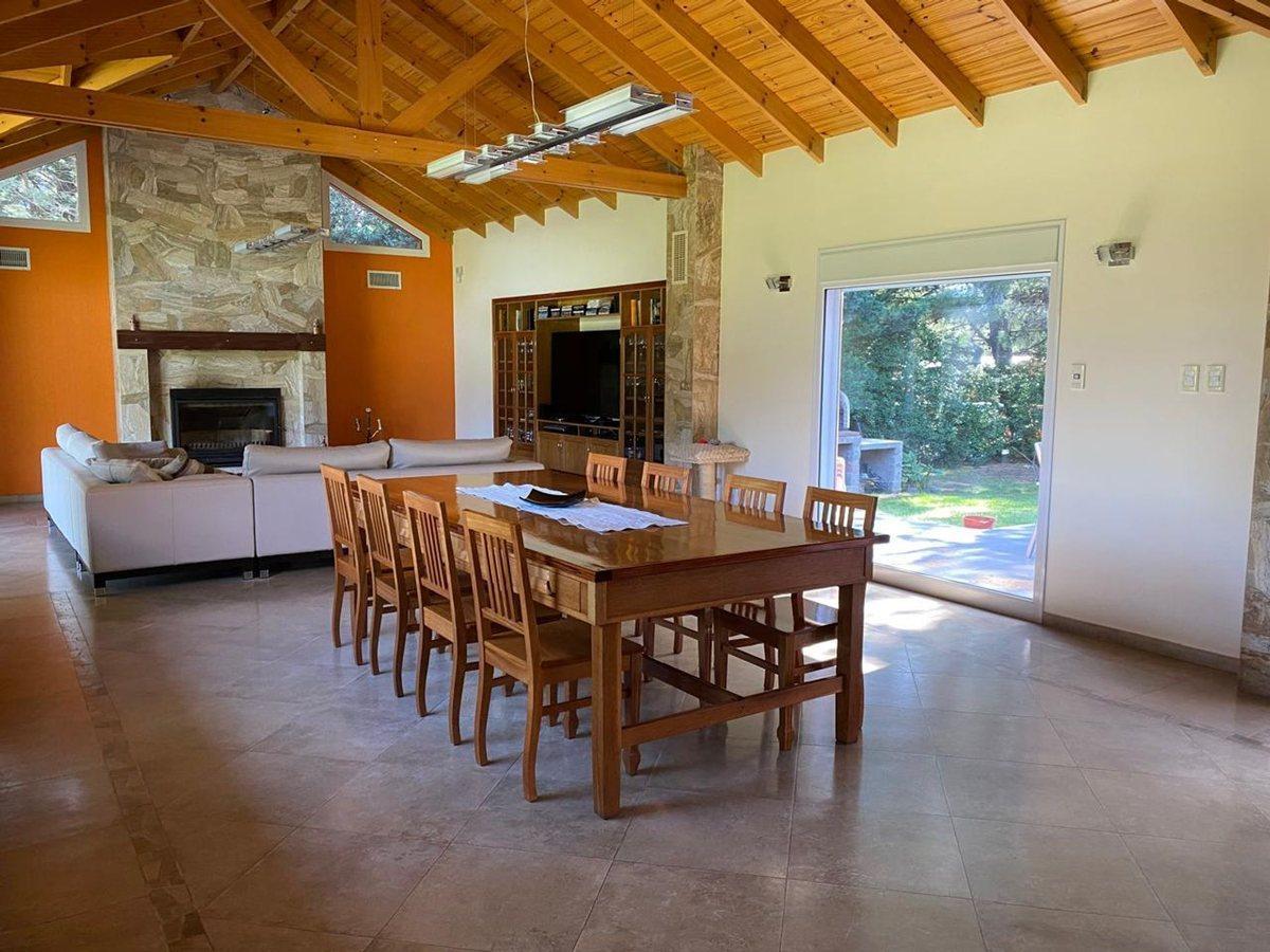 Foto de CASA DE CATEGORIA EN BARRIO LAS LOMITAS., imagen 3