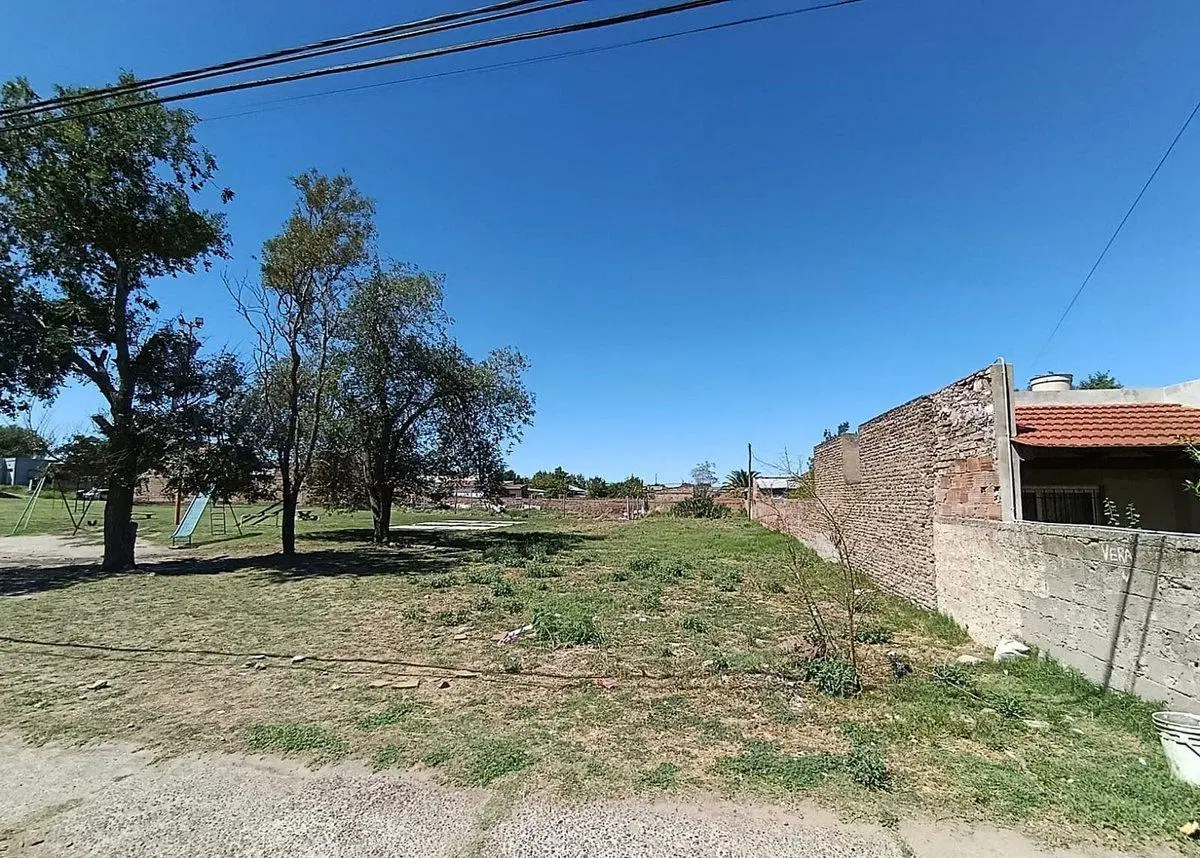 OPORTUNIDAD AMPLIO TERRENO DE 512 M2 EN VENTA 5