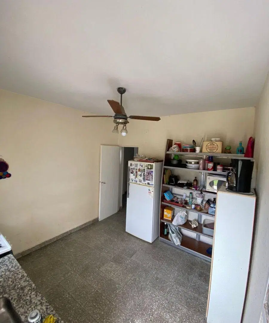 CASA 3 DORMITORIOS EN BARRIO LOS ALMENDROS 5