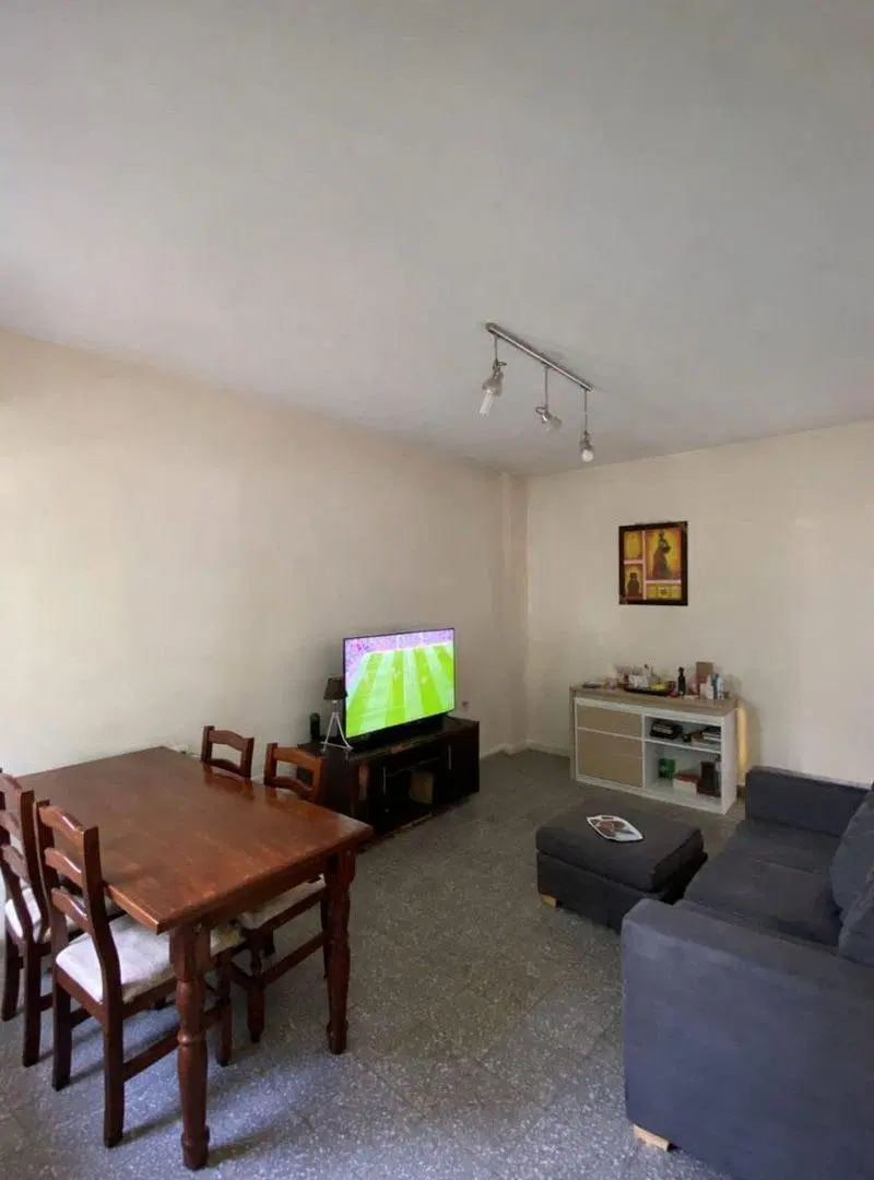 CASA 3 DORMITORIOS EN BARRIO LOS ALMENDROS 3
