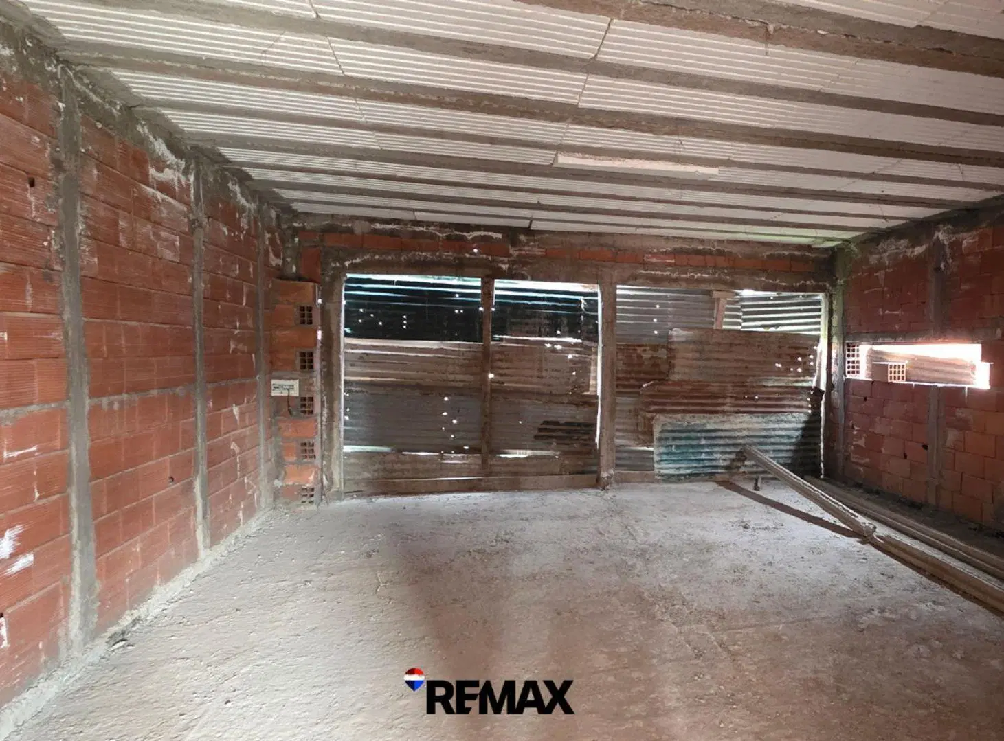 VENTA | LOTE CON CONSTRUCCIÓN | ANGEL BRUNEL 1768 4