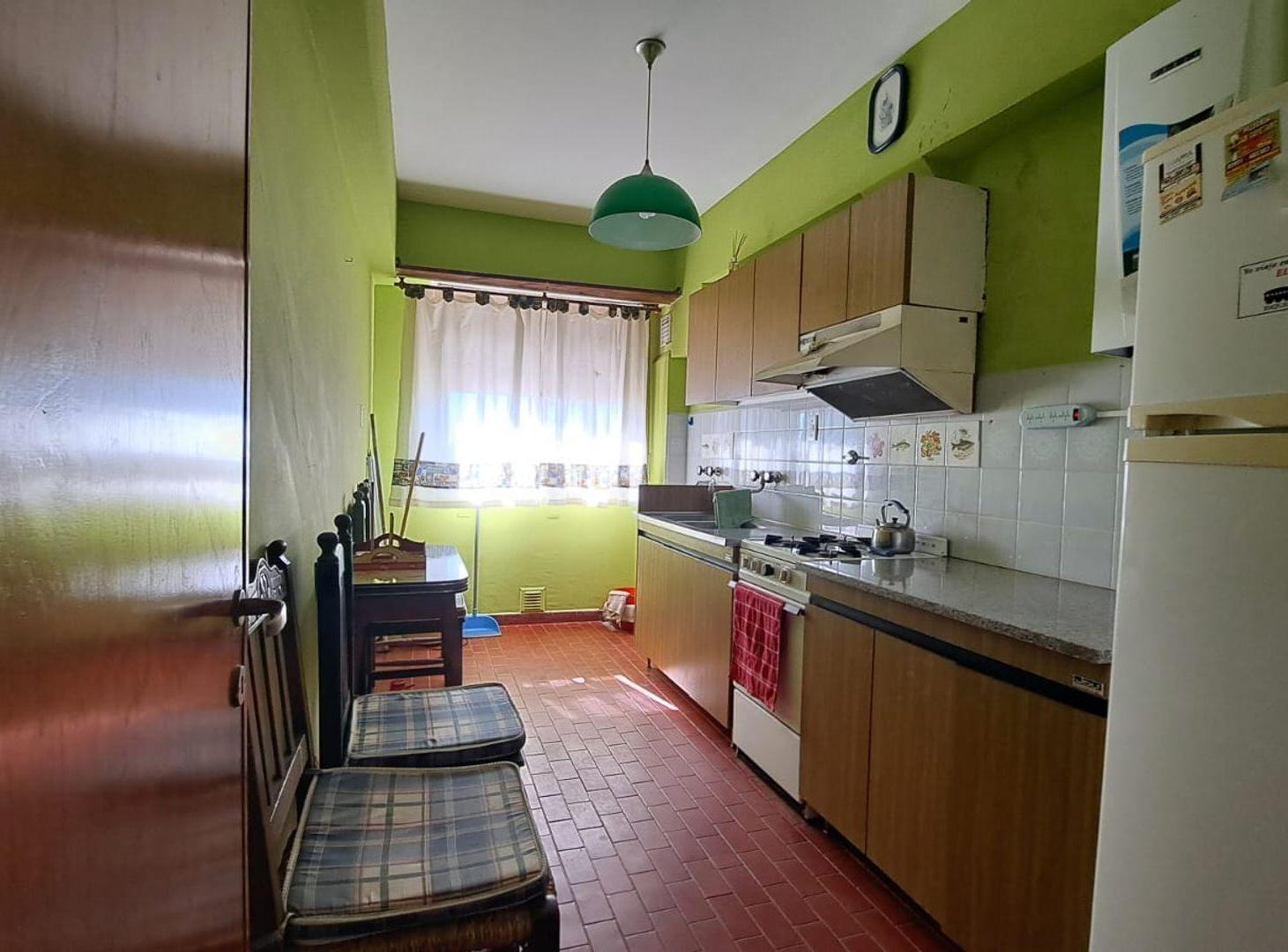 Foto de VENTA DEPARTAMENTO 1 DORMI MONTE HERMOSO COCHERA, imagen 5