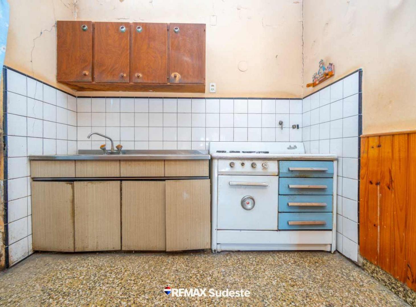 Foto de VENTA CASA DOS DORMITORIOS CON GARAGE Y PATIO, imagen 2