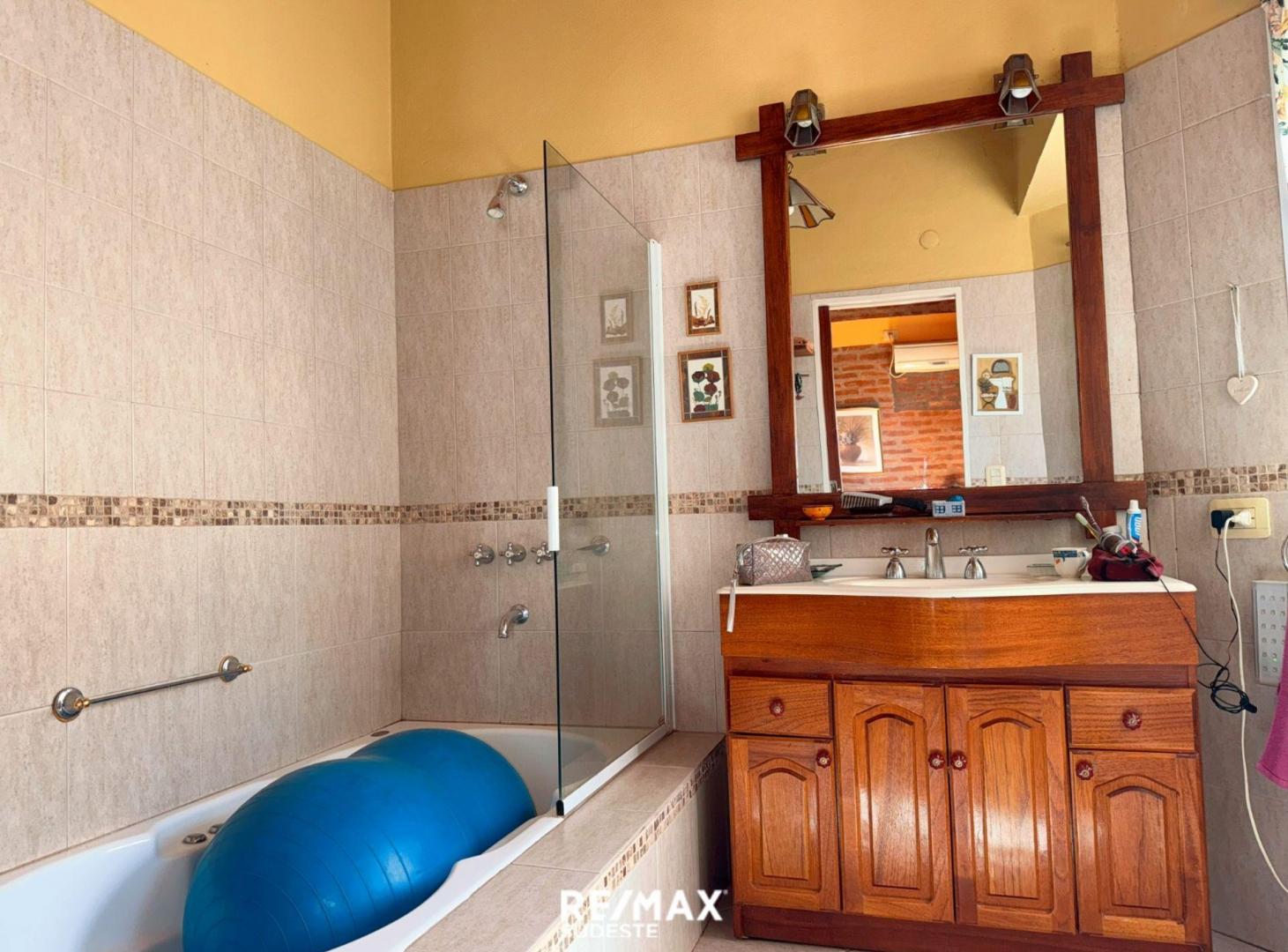 Foto de VENTA COMPLEJO CASA + 2 CABAÑAS VILLA VENTANA, imagen 4