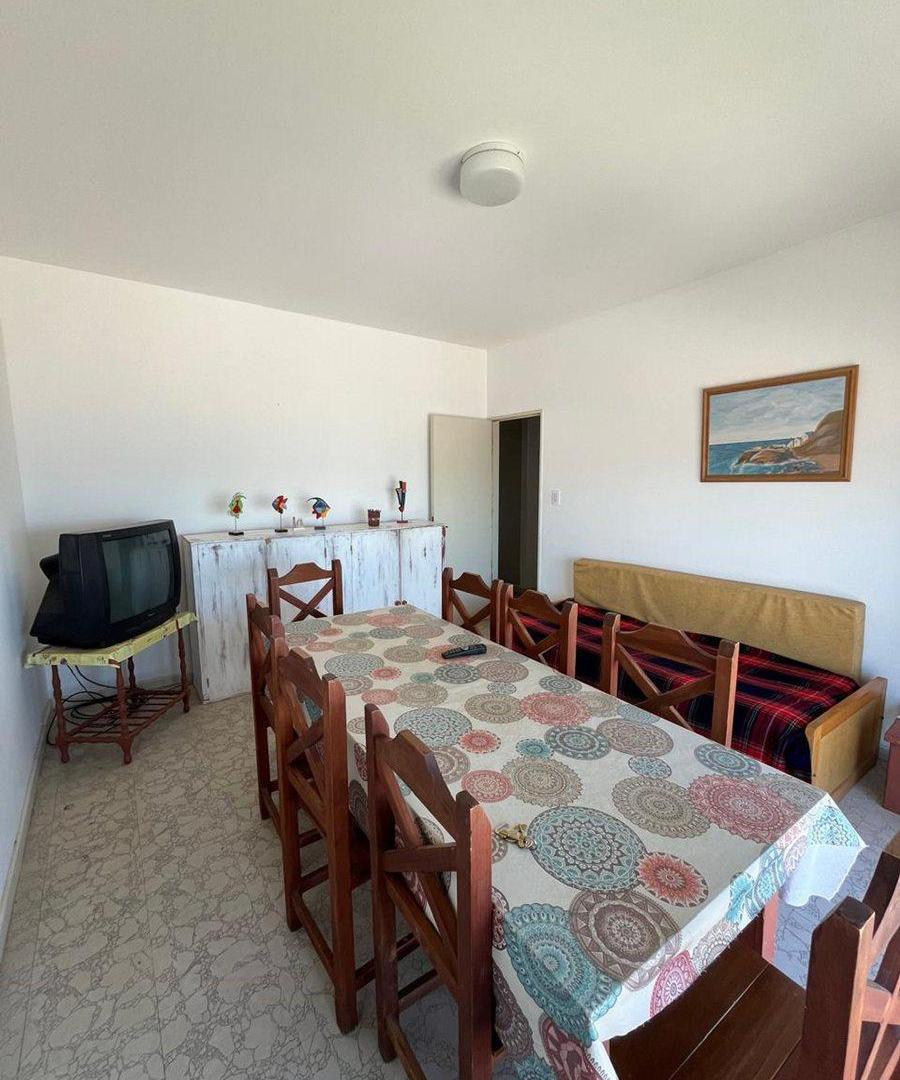 Foto de DEPARTAMENTO CON VISTA AL MAR EN MONTE HERMOSO, imagen 2
