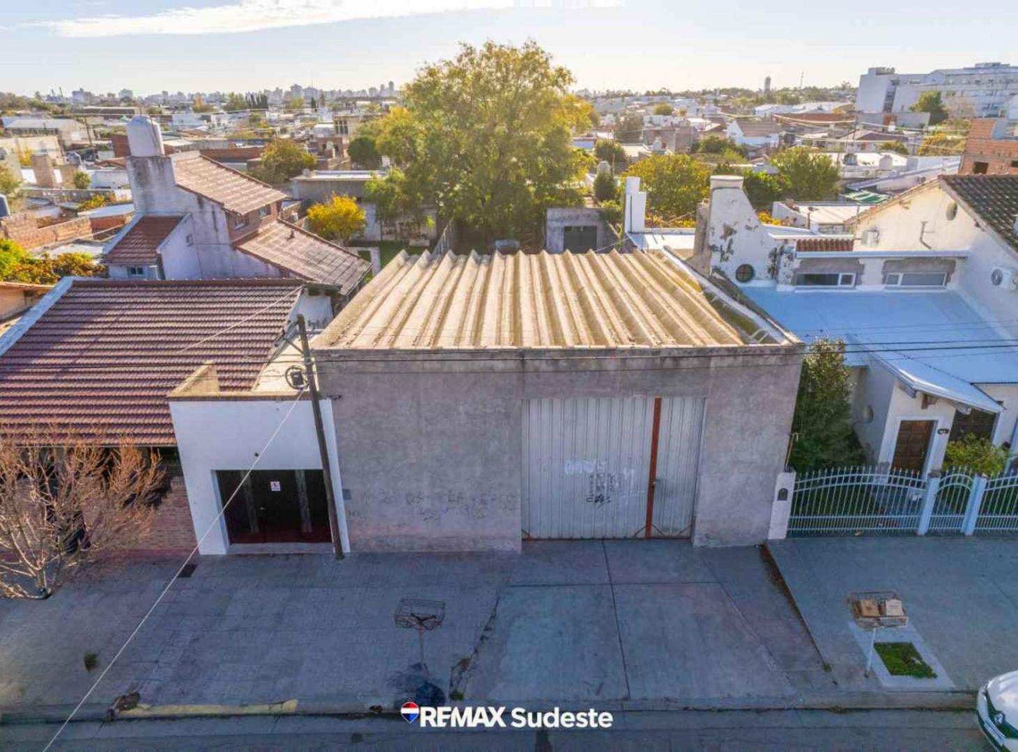Foto de VENTA GALPON CON PATIO Y PILETA, imagen 5