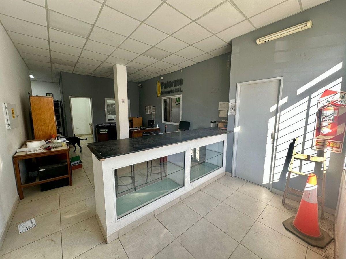 Foto de Galpon comercial/ Deposito, imagen 1