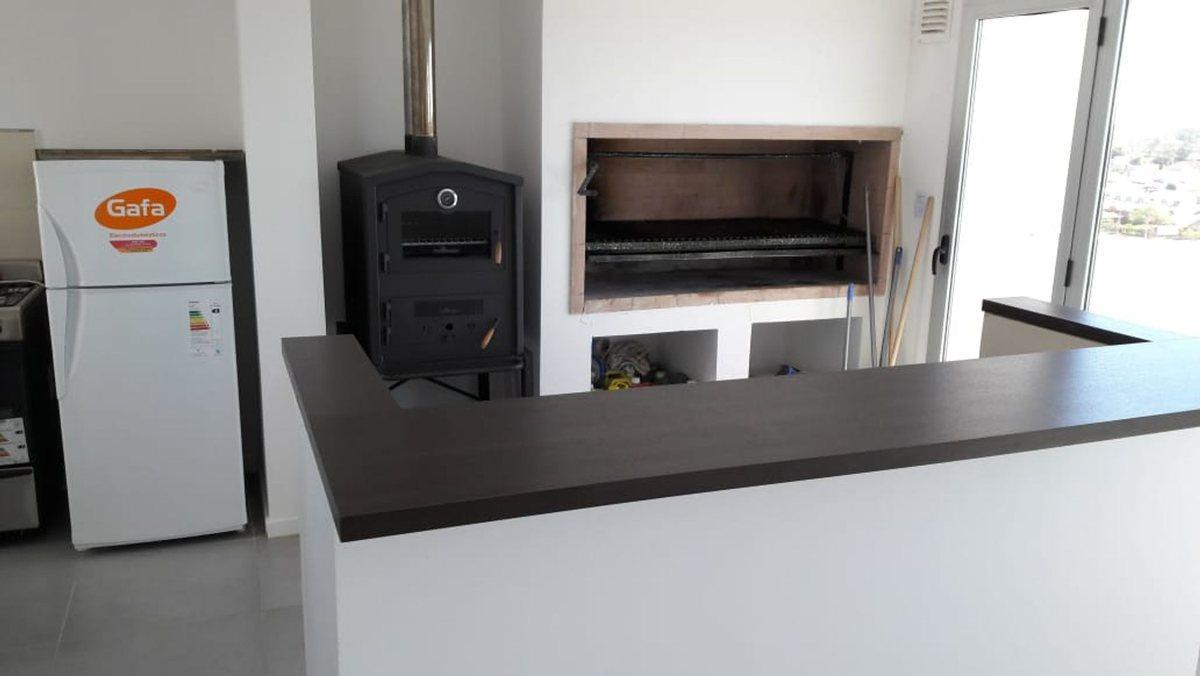 Foto de SEMIPISO EN VENTA FRENTE AL MAR EN MONTE HERMOSO, imagen 3