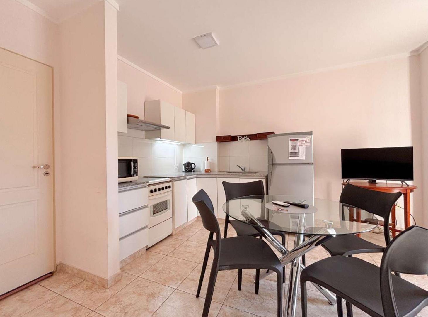 Foto de VENTA DEPARTAMENTO CÉNTRICO NUEVO (OPC AMOBLADO!), imagen 1
