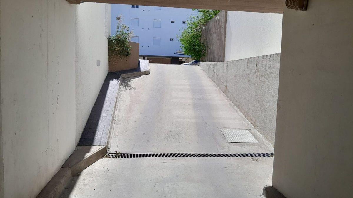Foto de VENTA COCHERA GUEMES 1277, imagen 1