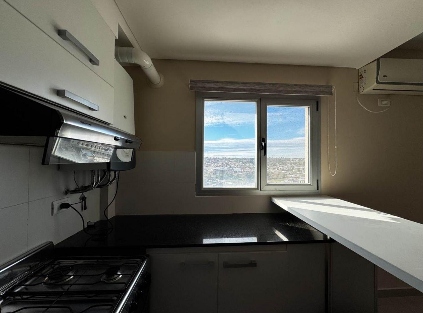 Foto de Departamento en alquiler en Brandsen y San martin, imagen 5