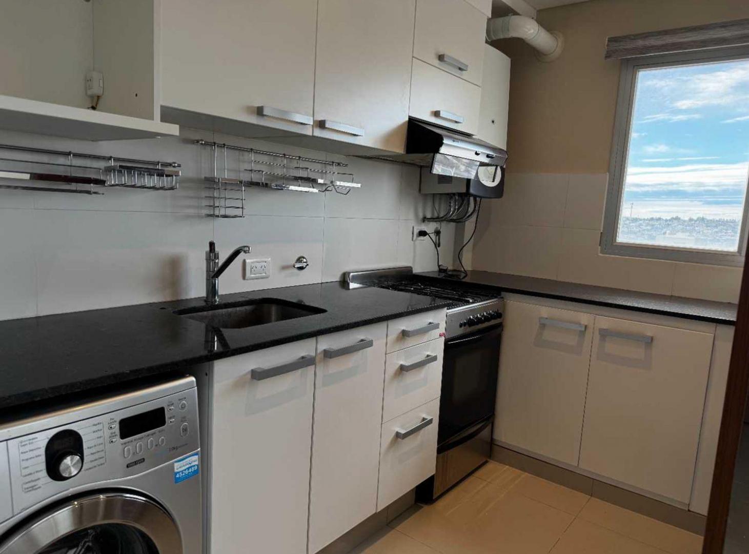 Foto de Departamento en alquiler en Brandsen y San martin, imagen 4