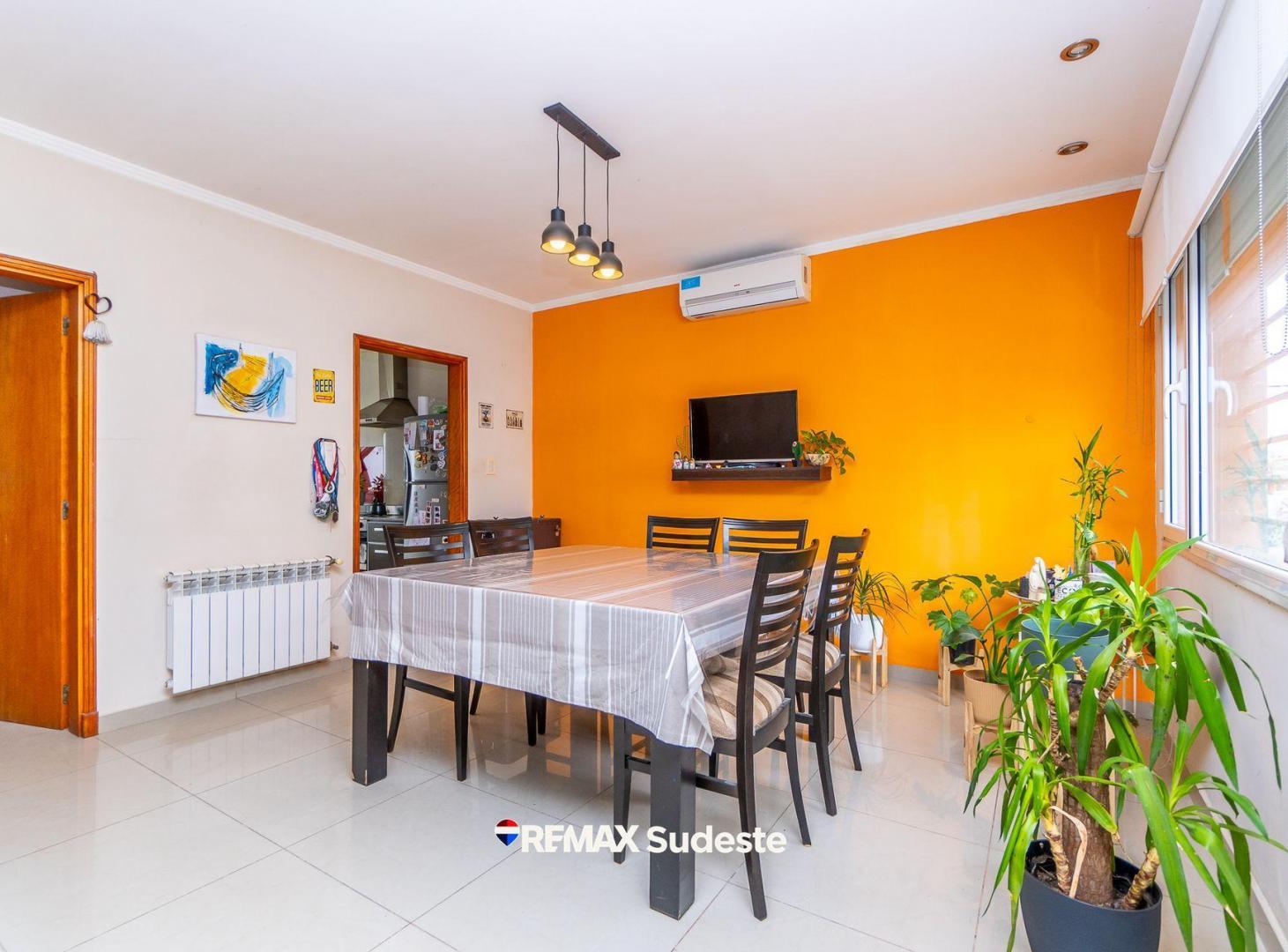 Foto de VENTA CASA MODERNA CON RADIADORES Barrio Km5, imagen 5