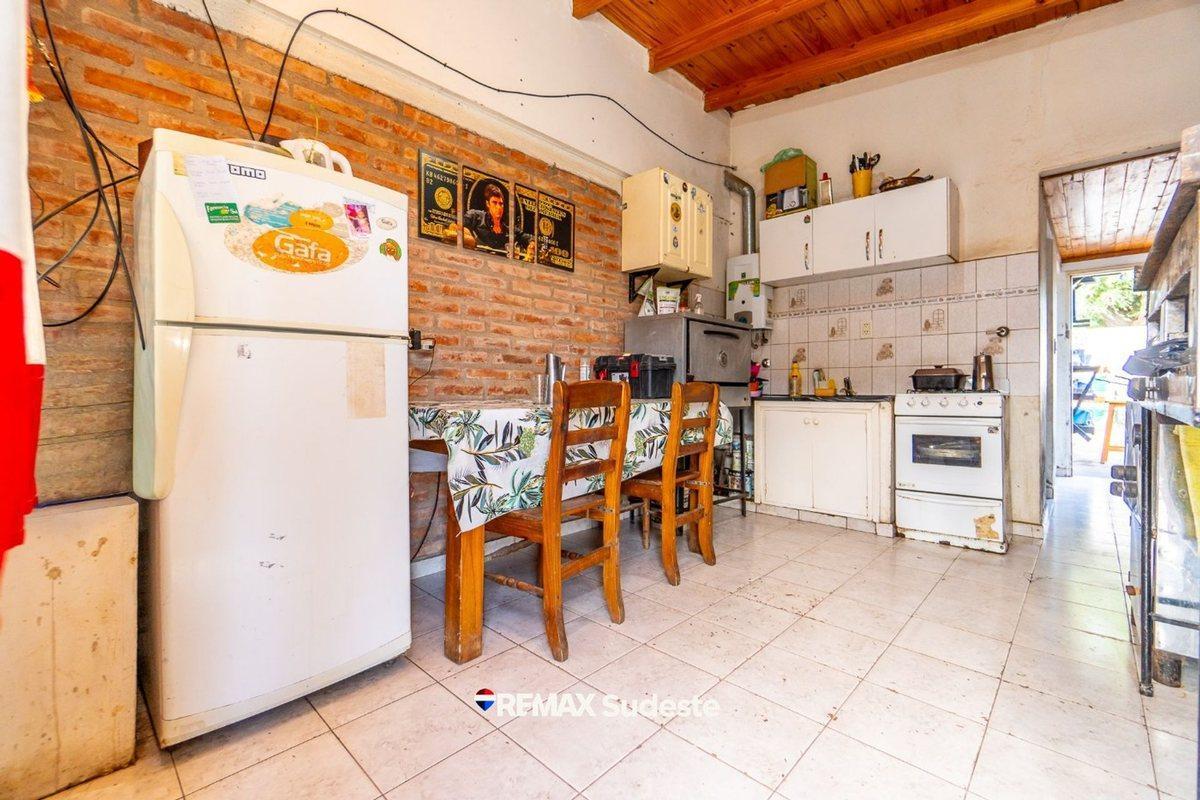 Foto de 2 CASAS EN VENTA - BARRIO GRUMBEIN, imagen 3