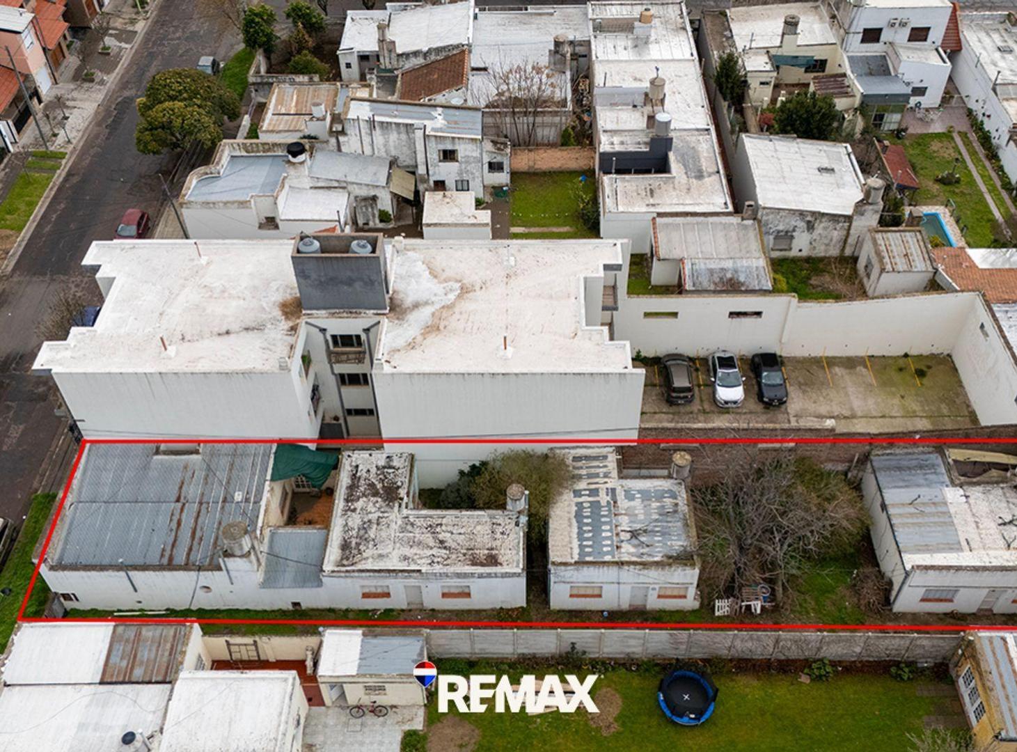 Foto de VENTA EN BLOQUE | CASA + 3 DEPTOS A REFACCIONAR, imagen 3