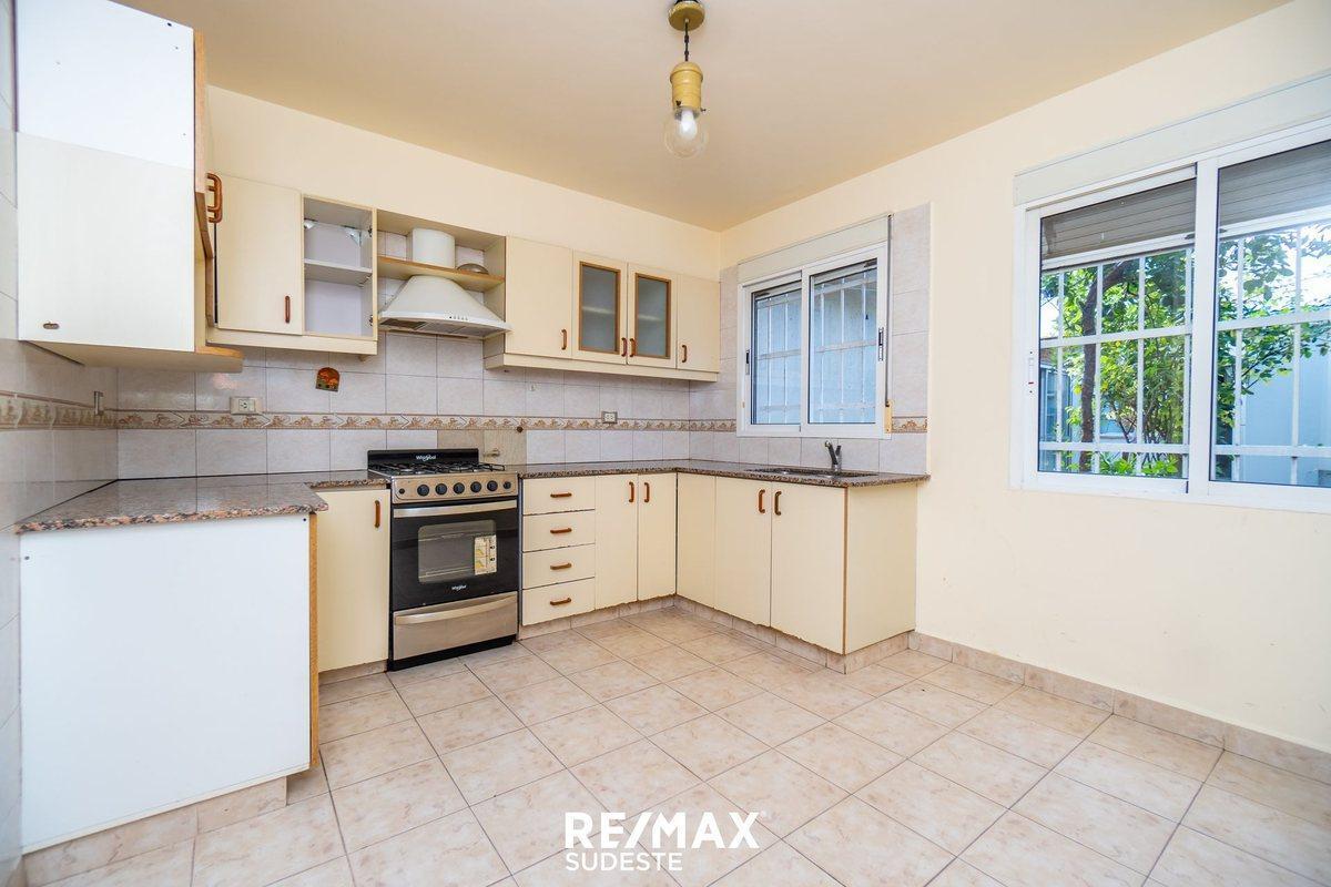 Foto de VENTA CASA CARONTI 700 ESPECTACULAR UBICACIÓN, imagen 3