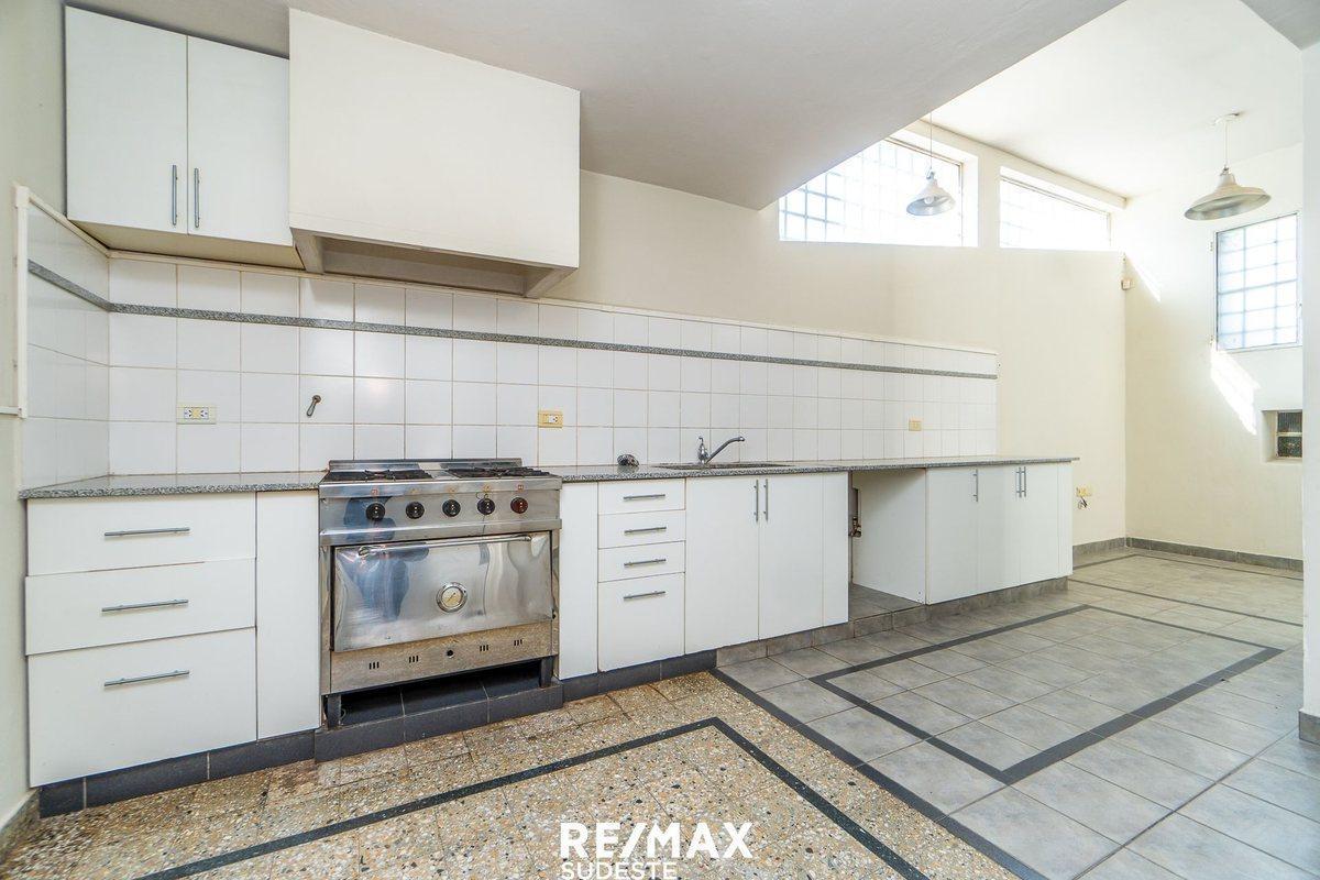 Foto de VENTA CASA DE ALTO - PLENO CENTRO-APTA CREDITO, imagen 2