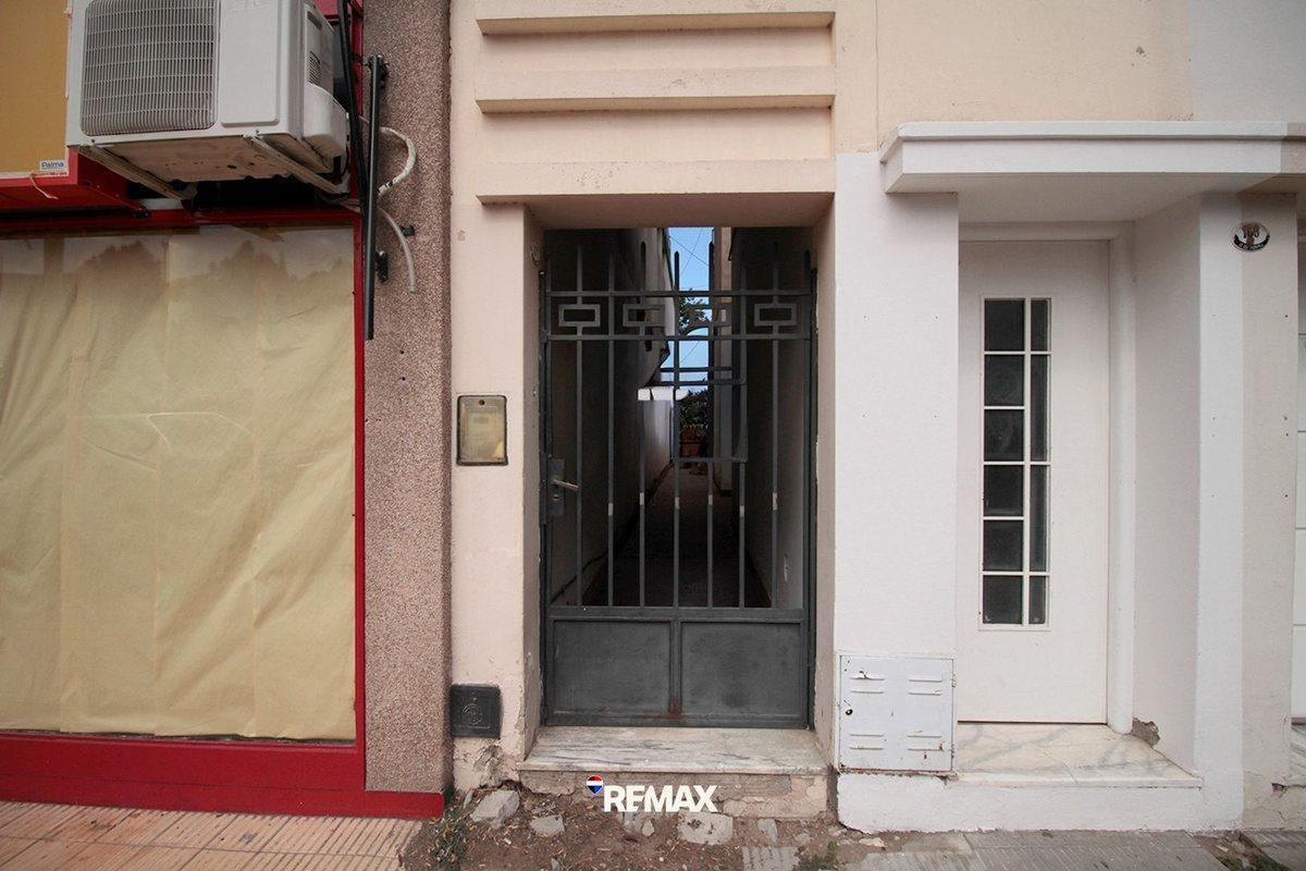 Foto de VENTA PH CALLE 11 ABRIL CASI MITRE , OPORTUNIDAD !, imagen 4