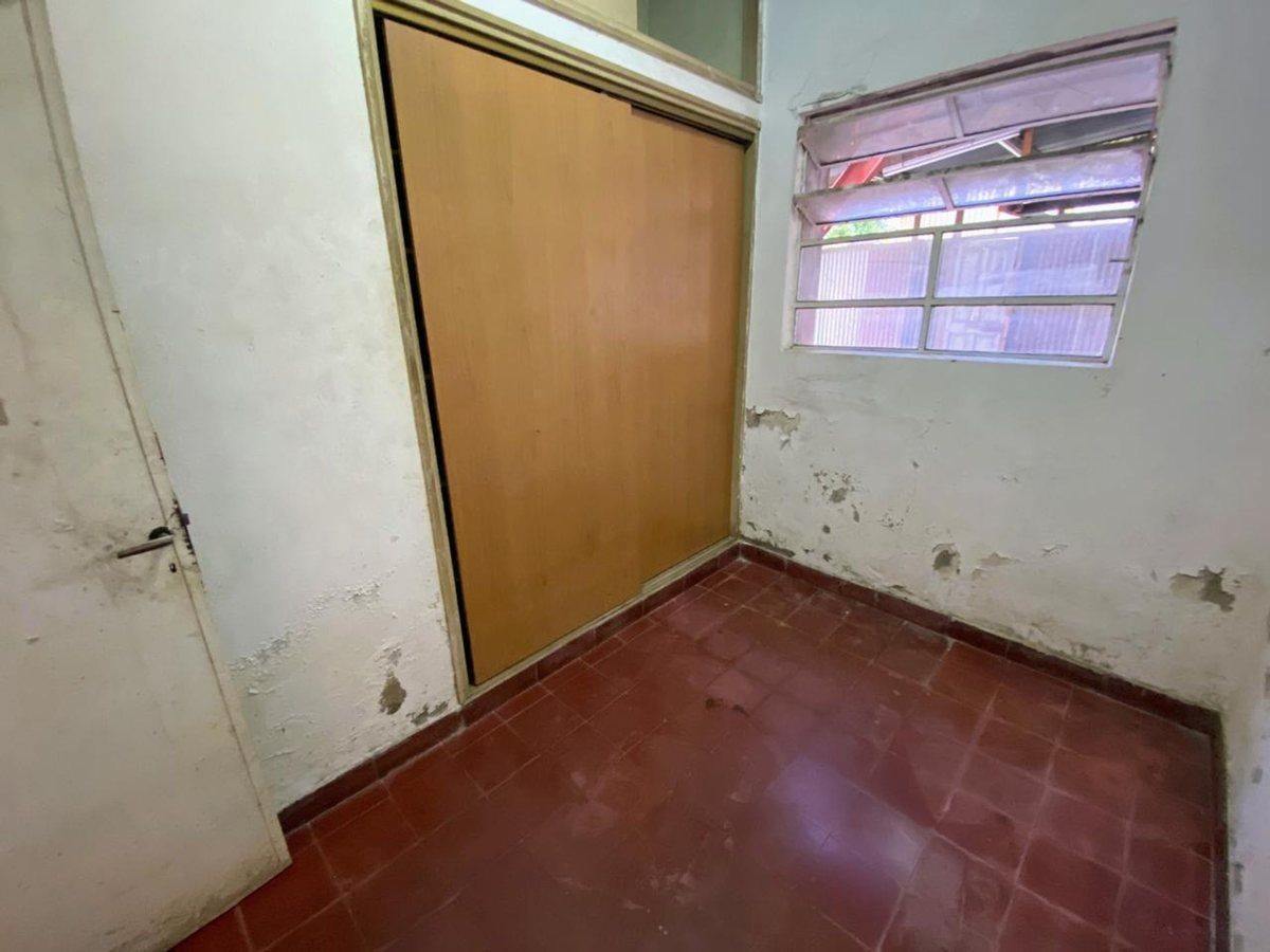 Foto de VENTA CASA B. UNIVERSITARIO CON GALPON Y GRAN LOTE, imagen 5