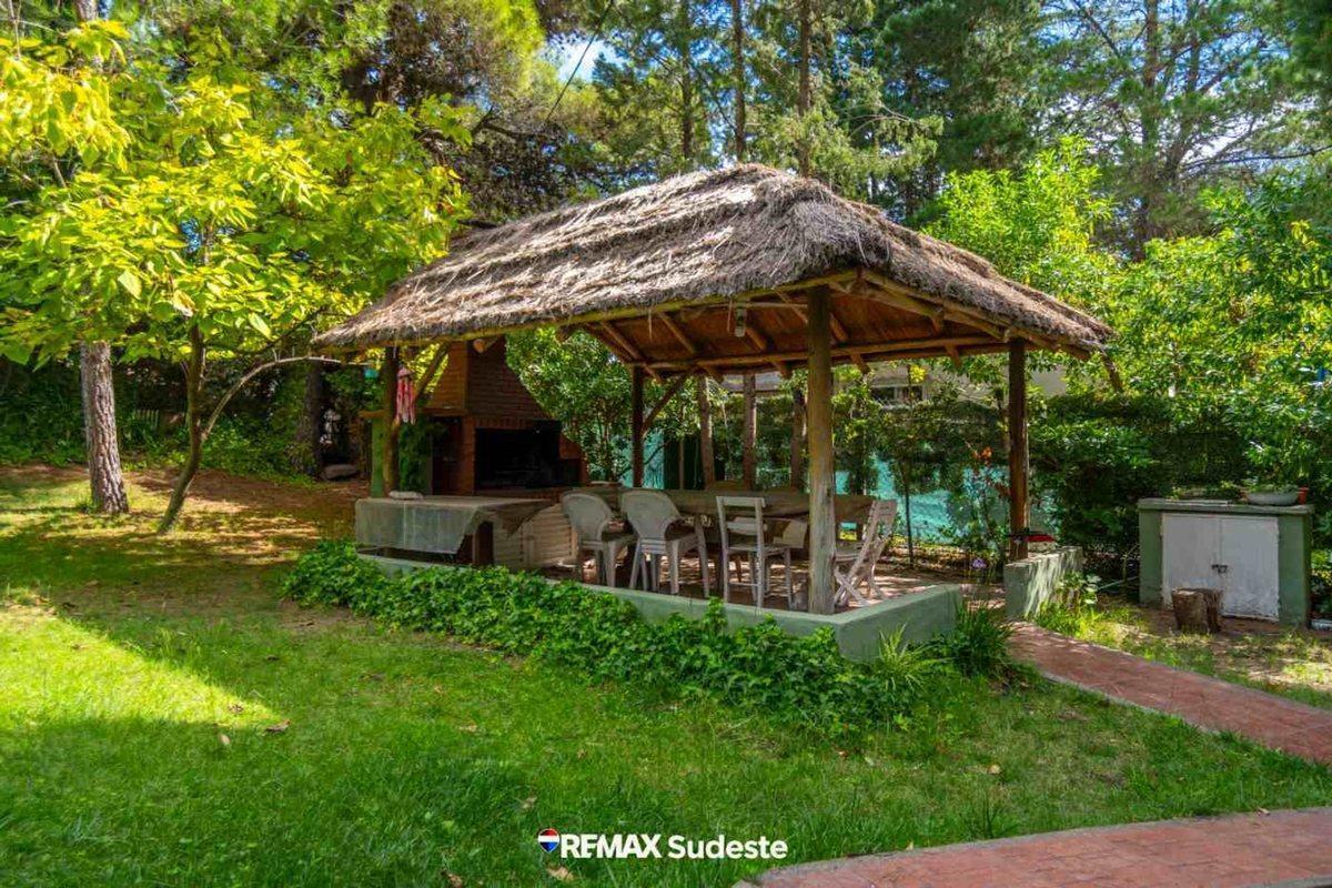 Foto de VENTA CASA 3 AMBIENTES PEHUEN CO LOS POZOS 400, imagen 4