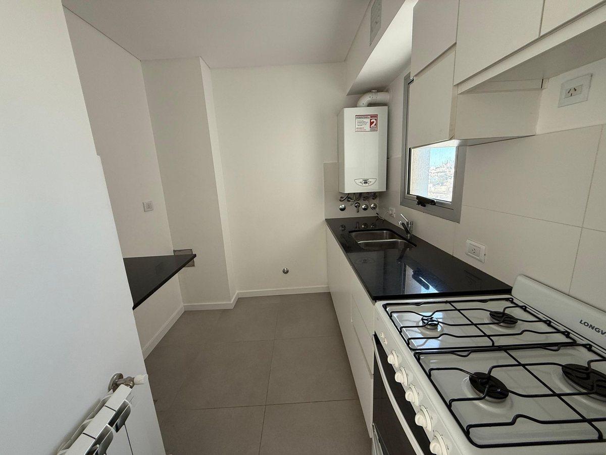 Foto de DEPARTAMENTO CENTRICO UN DORMITORIO, imagen 3
