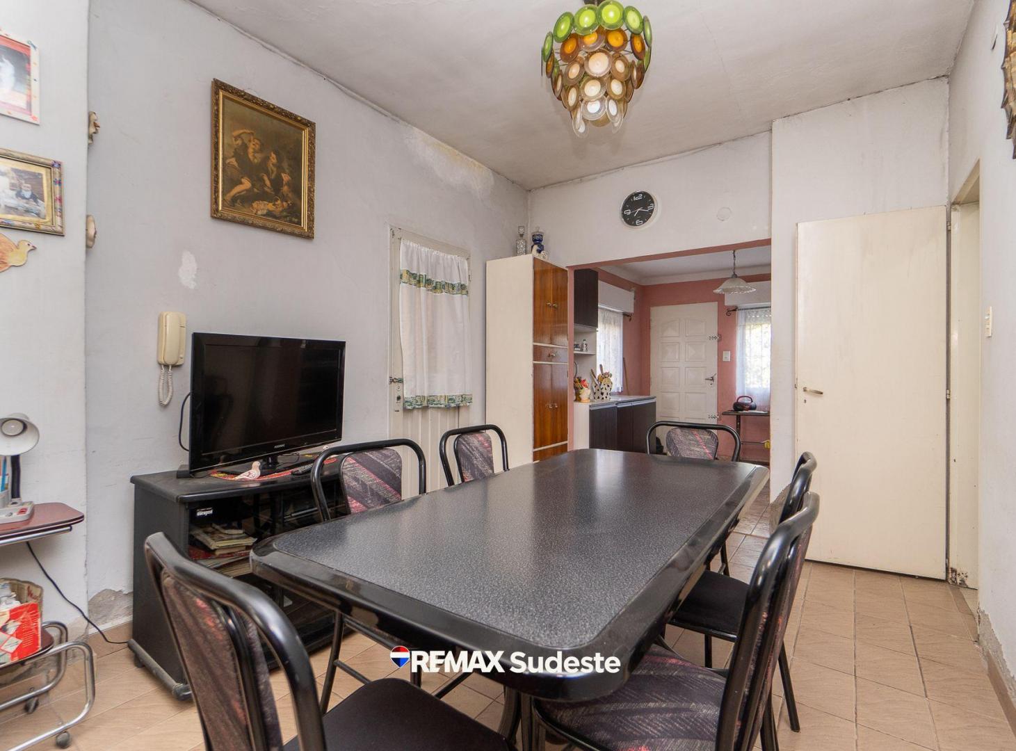 Foto de Venta casa dos dormitorios, patio y local, imagen 5