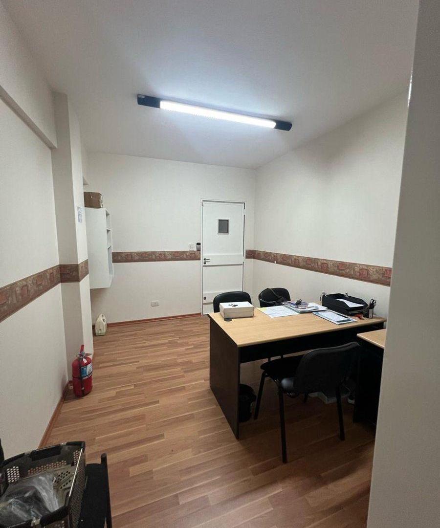 Foto de VENTA OFICINA PLENO CENTRO, imagen 1