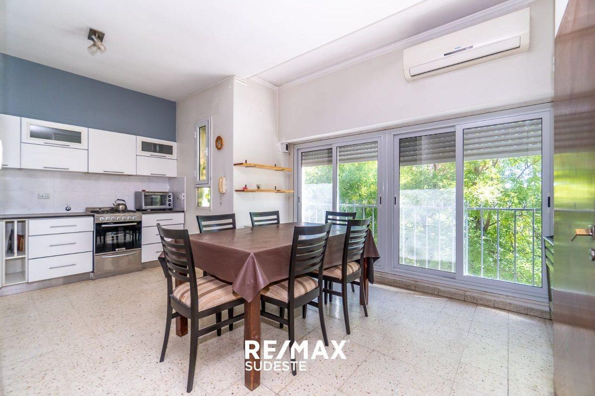 Foto de VENTA CASA EN ALTOS CASTELLI CASI COLON, imagen 2