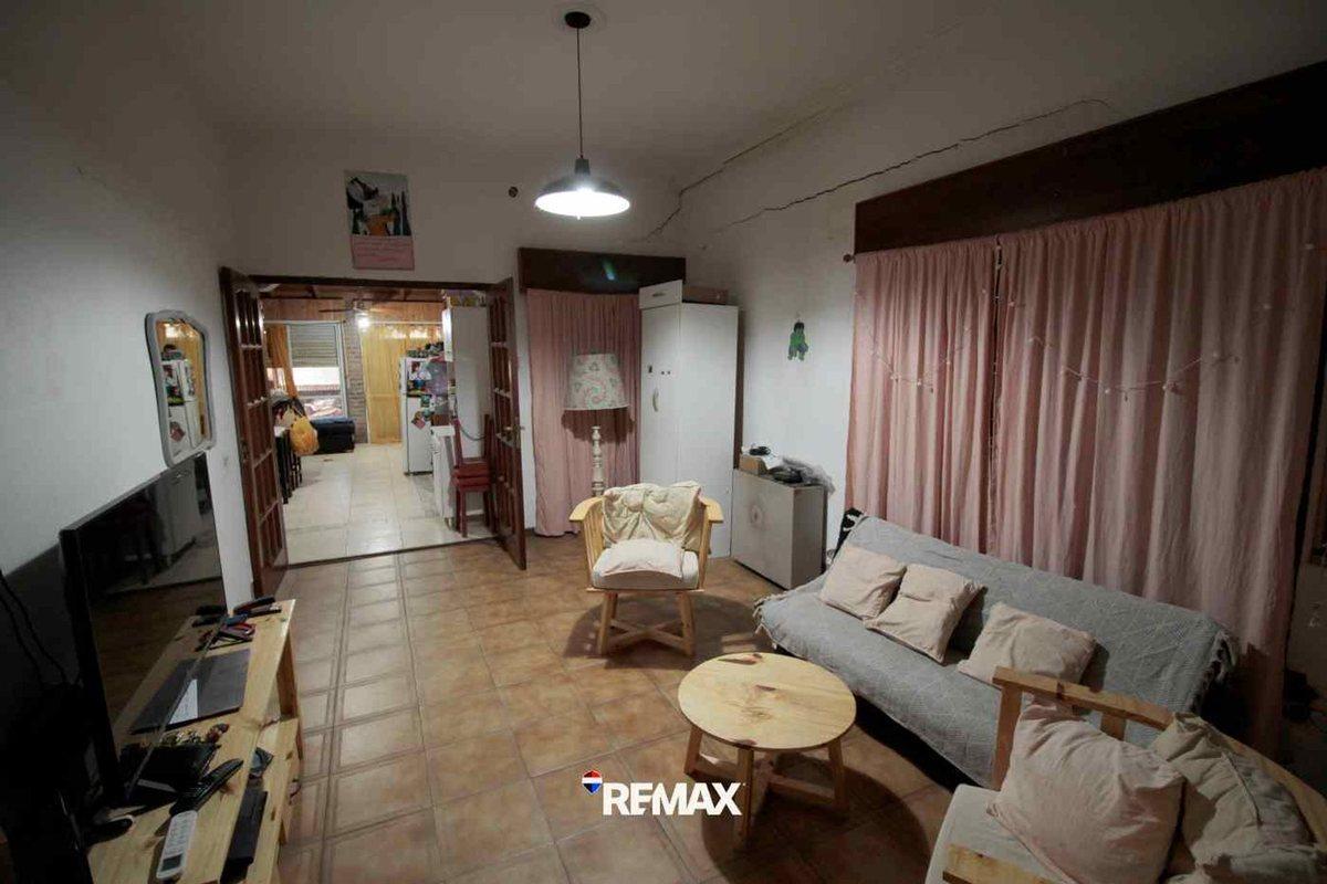 Foto de VENTA CASA APTA CREDITO DON BOSCO AL 400, imagen 2