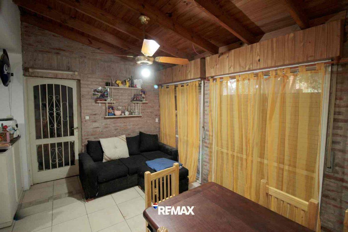Foto de VENTA CASA APTA CREDITO DON BOSCO AL 400, imagen 4