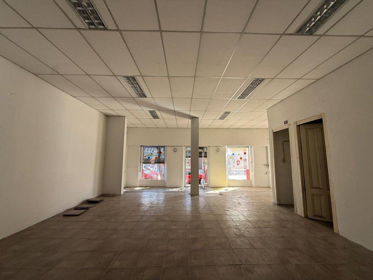 Foto de Local en pleno centro con amplio lote + proyecto, imagen 3