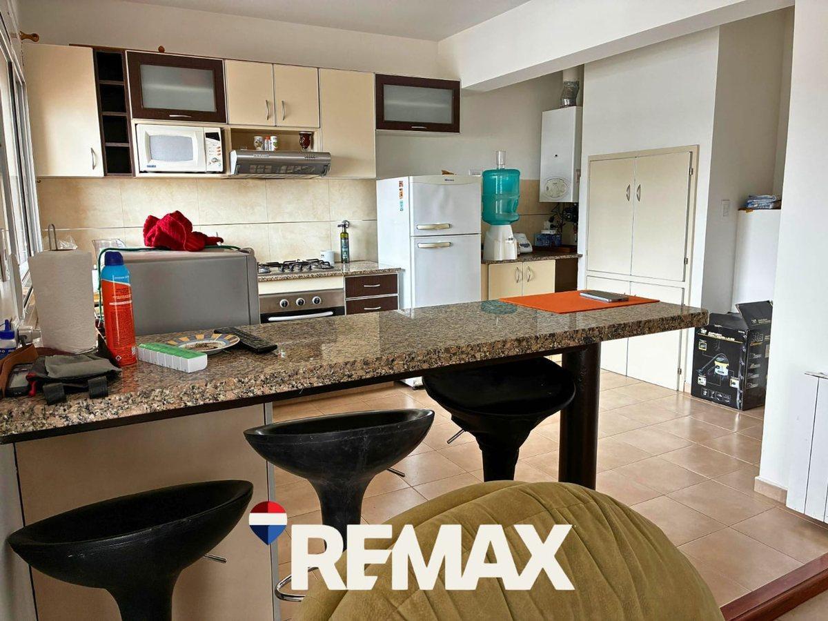 Foto de VENTA SEMIPISO CON COCHERA EN MONTE HERMOSO, imagen 4