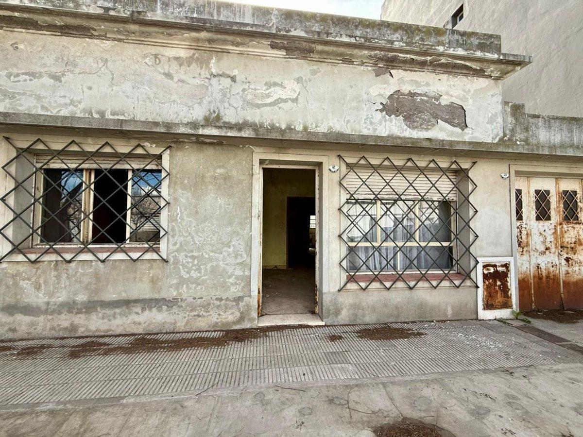 Foto de Casa a reciclar o desarrollo, imagen 1