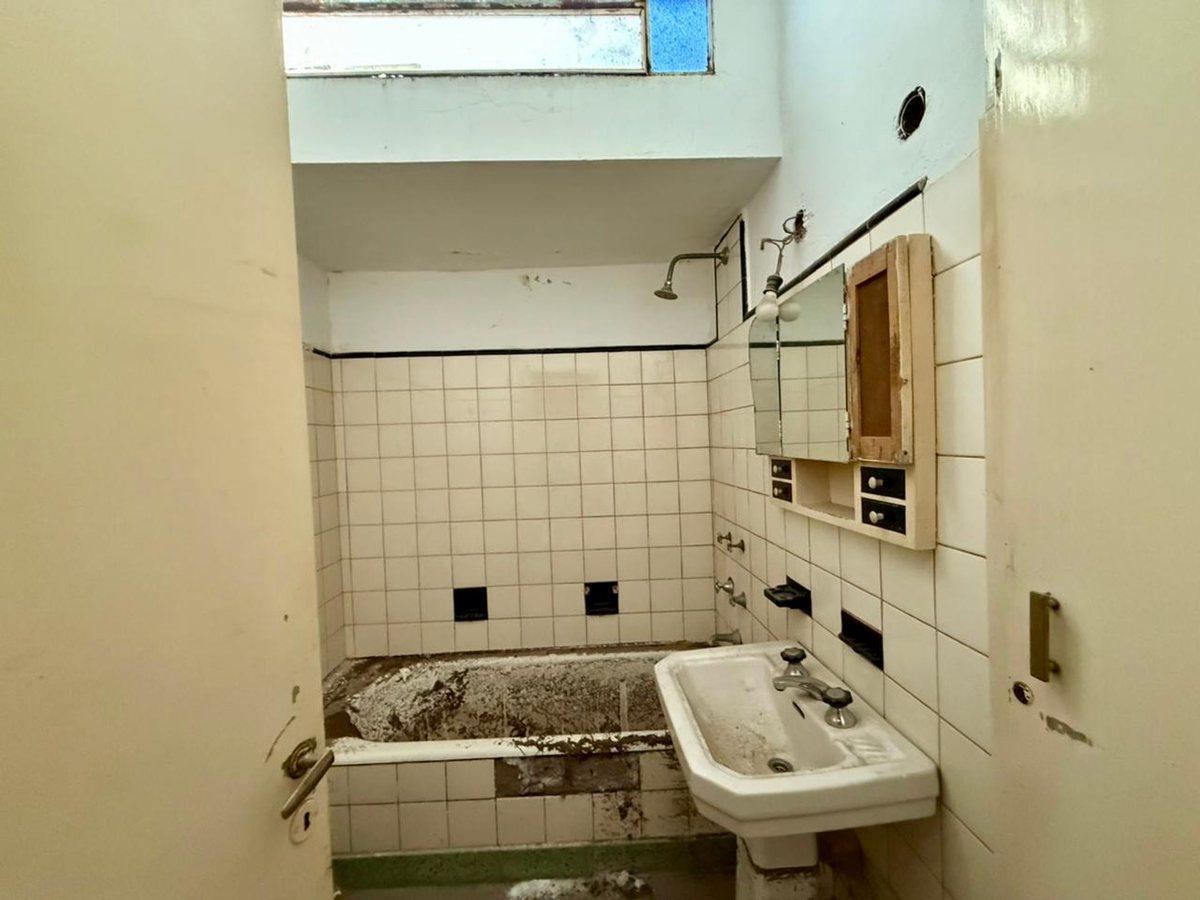 Foto de Casa a reciclar o desarrollo, imagen 2