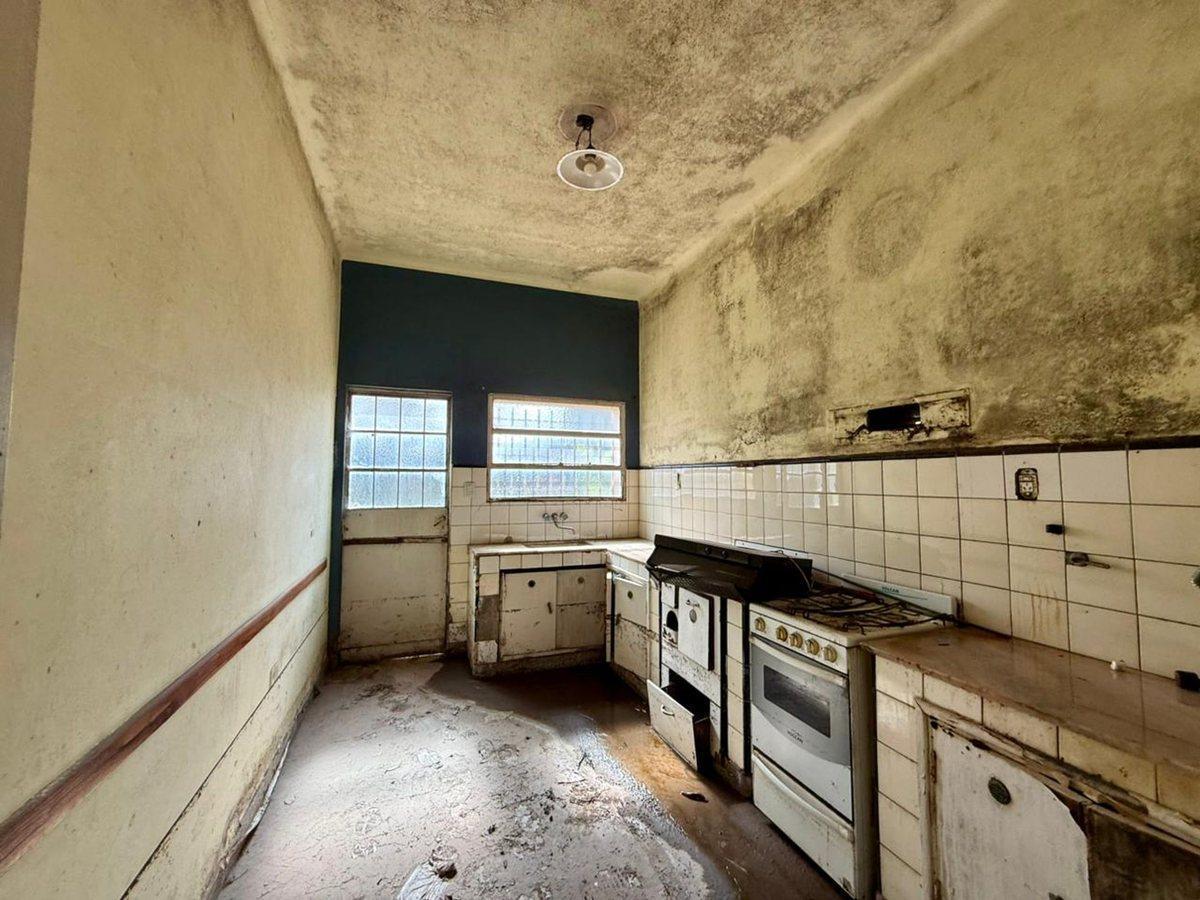 Foto de Casa a reciclar o desarrollo, imagen 5