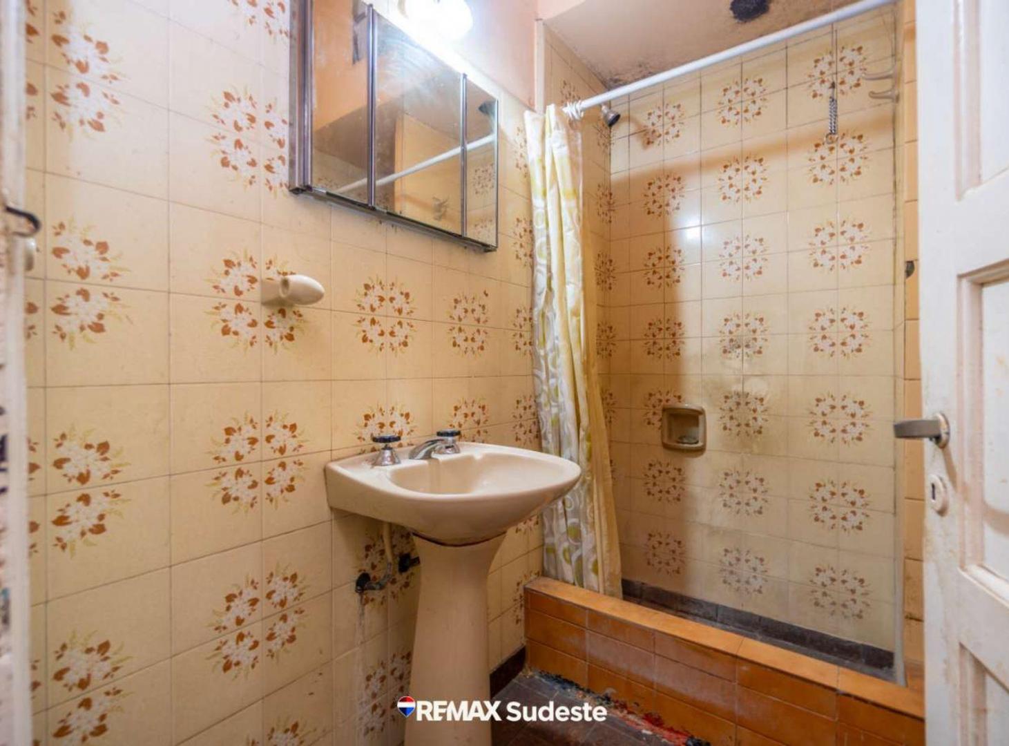 Foto de VENTA CASA DOS DORMITORIOS CON GARAGE Y PATIO, imagen 4