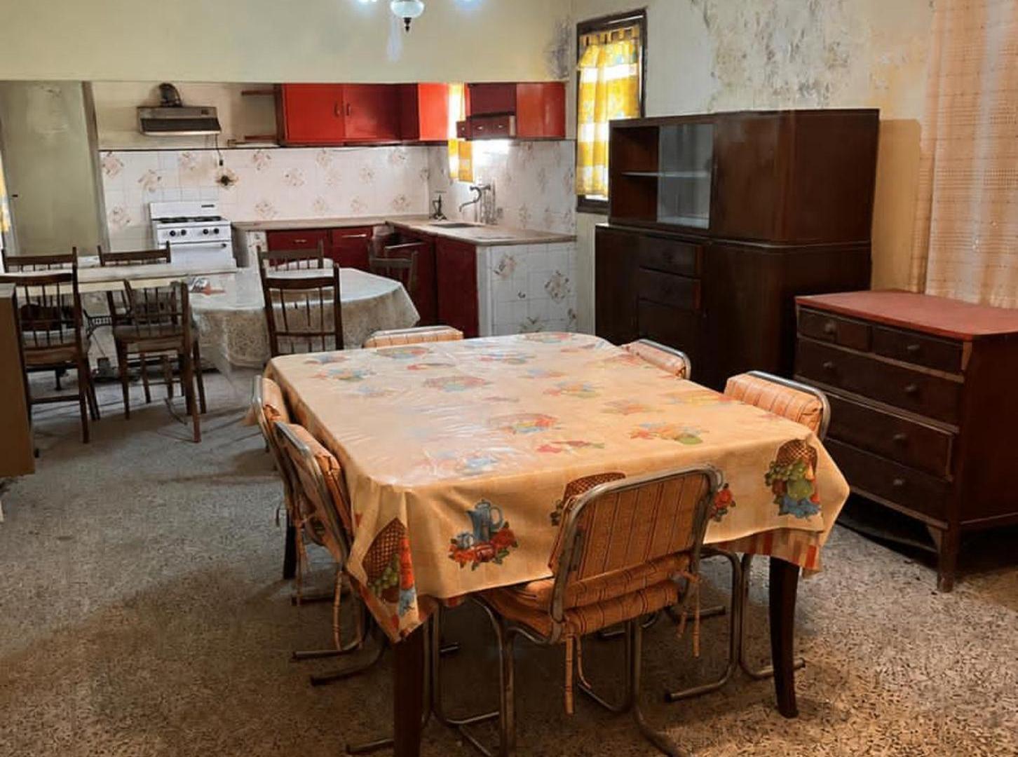 CASA A RECICLAR