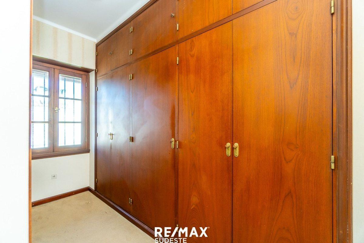 Foto de VENTA CASA 4 DORMITORIOS QUINCHO PILETA CENTRO, imagen 4