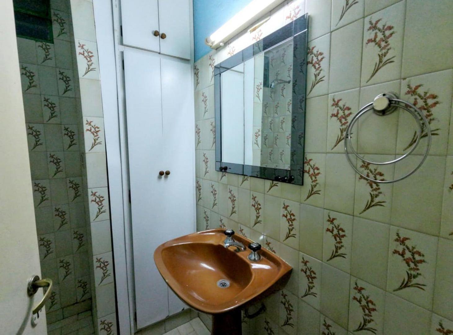 Foto de CASA EN VENTA CON AMPLIO PATIO Y GARAGE, imagen 5