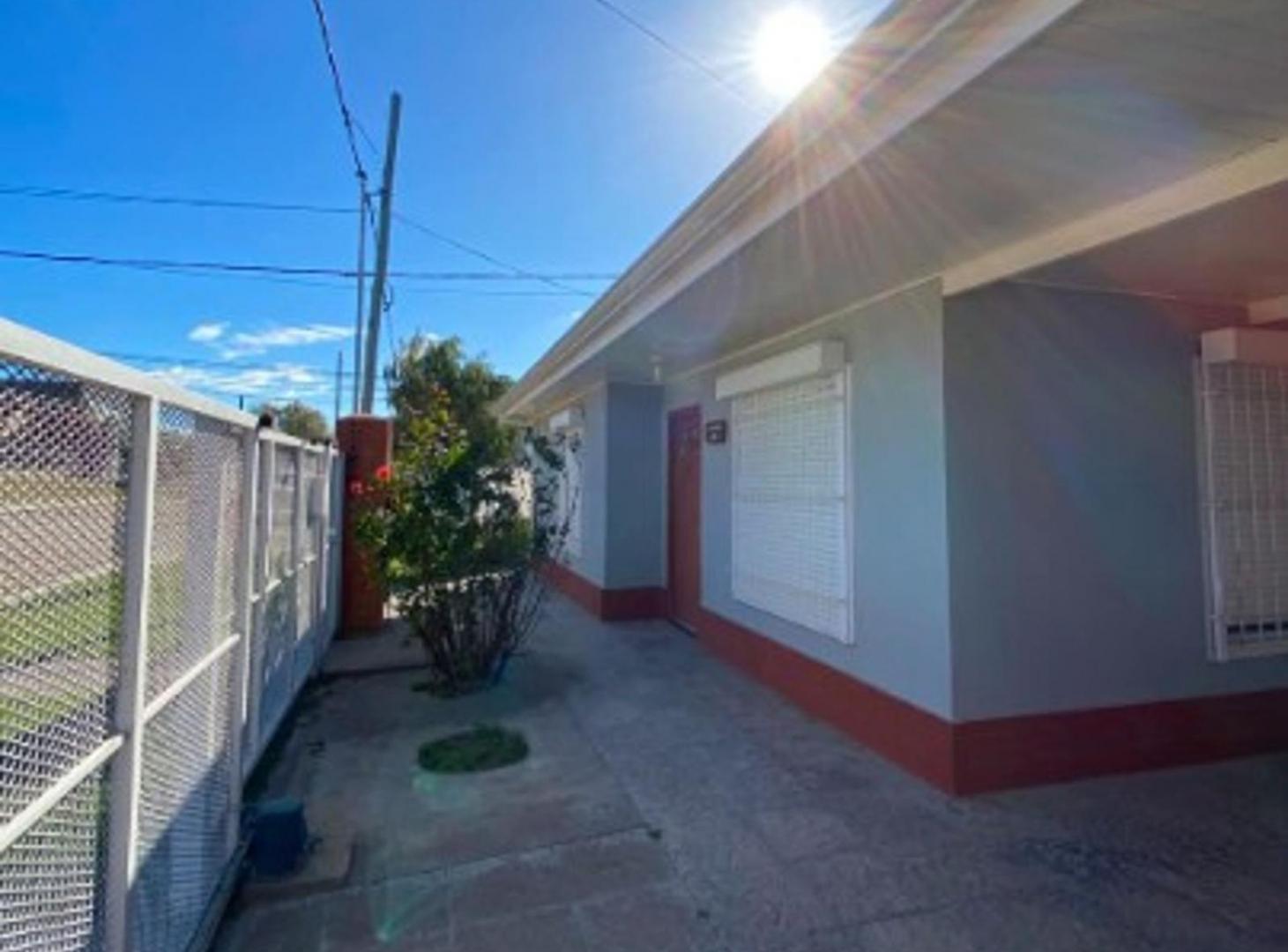 Foto de CASA DE 3 DORMITORIOS BARRIO PALOS VERDES, imagen 3