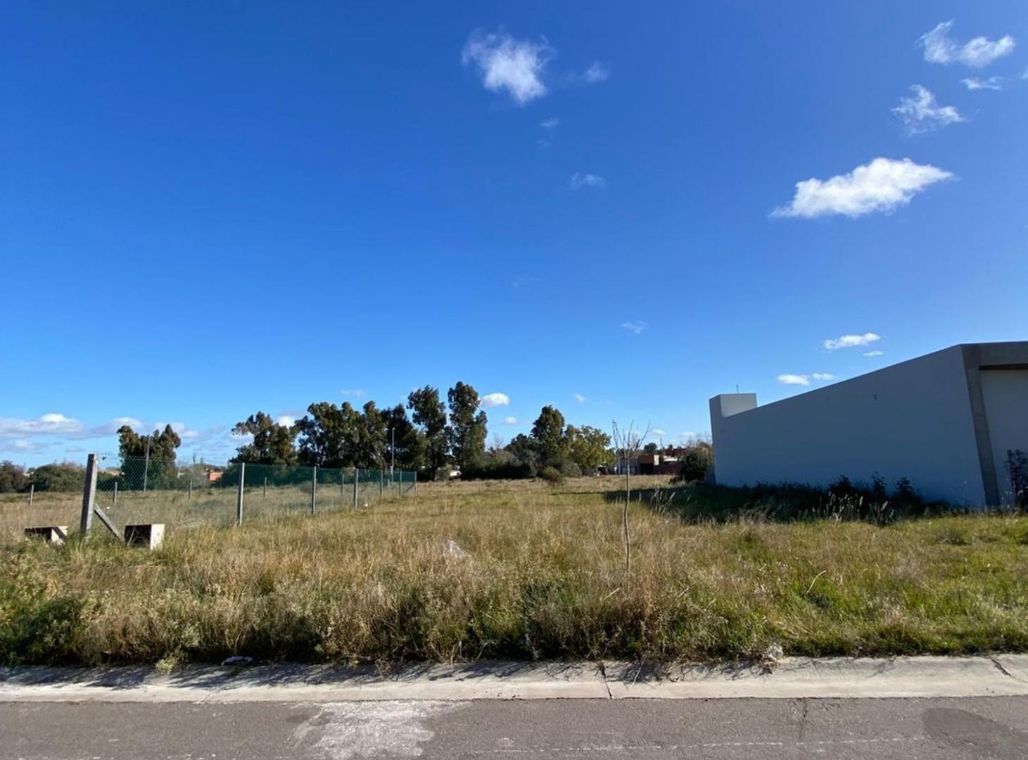 Foto de LOTE SKUA - BARRIO LA MERCED, imagen 1