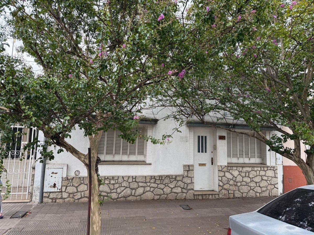 Foto de CASA MACROCENTRO 2 DORMITORIOS Y PATIO, imagen 2