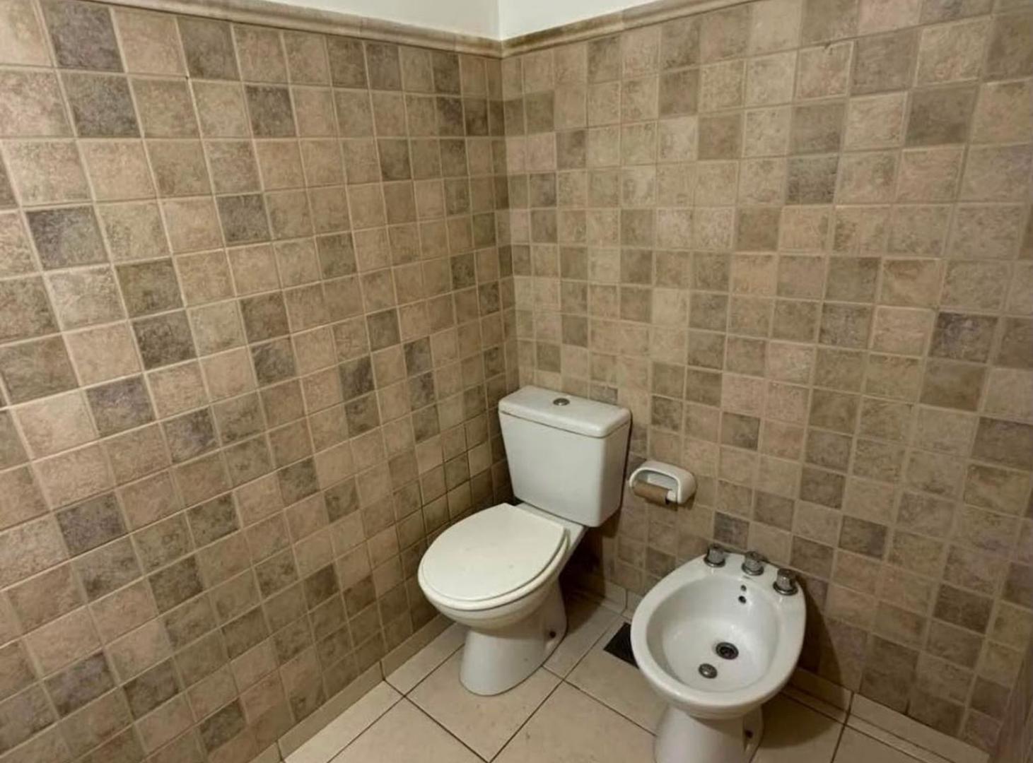 Foto de VENTA DUPLEX CON 3 DORMITORIOS, imagen 1