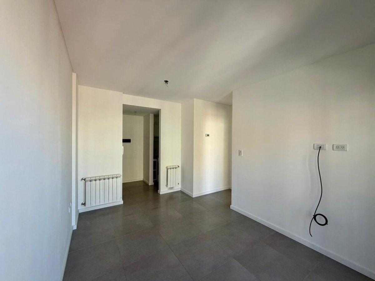 Foto de VENTA DPTO 1 DORMITORIO CARONTI 152, AL FRENTE, imagen 5
