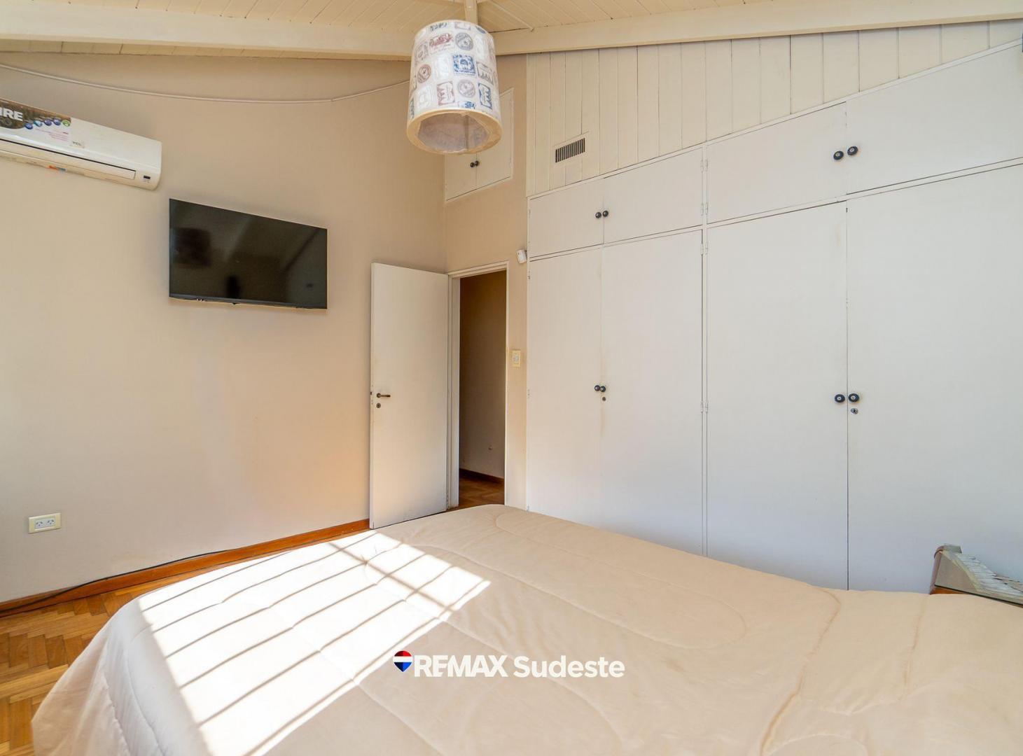 Foto de Casa en venta Barrio Palihue, Payro 499, imagen 2